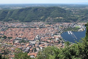Hyrbil Como