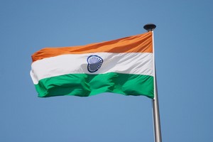 Hyrbil Indien