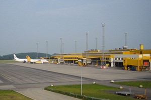 Hyrbil Malm� Flygplats