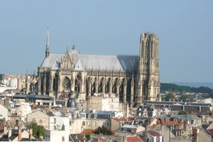 Hyrbil Reims