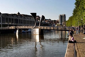 Hyrbil Bristol