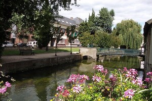 Hyrbil Louviers