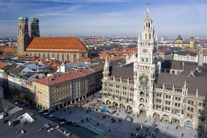 Billig Hyrbil i München ➤ Våra erbjudanden för Biluthyrning inkluderar försäkring ✓ och obegränsad körsträcka ✓ för de flesta destinationer!