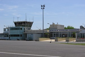 Hyrbil Bergerac Flygplats